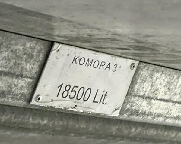 Белый Рохр Рохр, объемом двигателя 0 л и пробегом 999 тыс. км за 27000 $, фото 5 на Automoto.ua