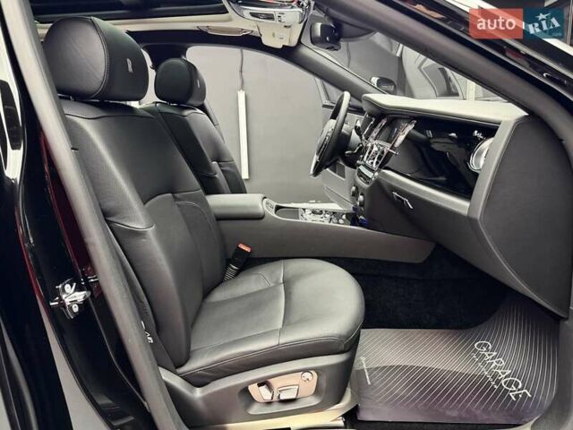 Черный Ролс Ройс Гост, объемом двигателя 6.6 л и пробегом 8 тыс. км за 159900 $, фото 56 на Automoto.ua