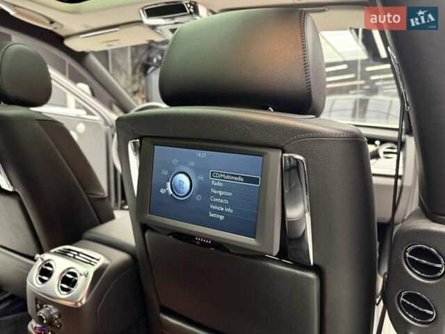 Черный Ролс Ройс Гост, объемом двигателя 6.6 л и пробегом 8 тыс. км за 159900 $, фото 52 на Automoto.ua