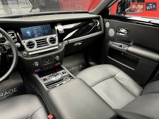 Черный Ролс Ройс Гост, объемом двигателя 6.6 л и пробегом 8 тыс. км за 159900 $, фото 36 на Automoto.ua