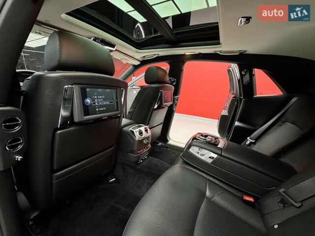 Черный Ролс Ройс Гост, объемом двигателя 6.6 л и пробегом 8 тыс. км за 159900 $, фото 43 на Automoto.ua