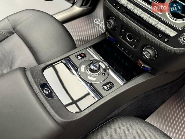 Черный Ролс Ройс Гост, объемом двигателя 6.6 л и пробегом 8 тыс. км за 159900 $, фото 61 на Automoto.ua