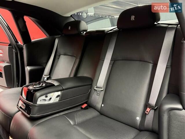 Черный Ролс Ройс Гост, объемом двигателя 6.6 л и пробегом 8 тыс. км за 159900 $, фото 40 на Automoto.ua