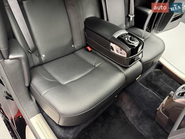 Черный Ролс Ройс Гост, объемом двигателя 6.6 л и пробегом 8 тыс. км за 159900 $, фото 47 на Automoto.ua