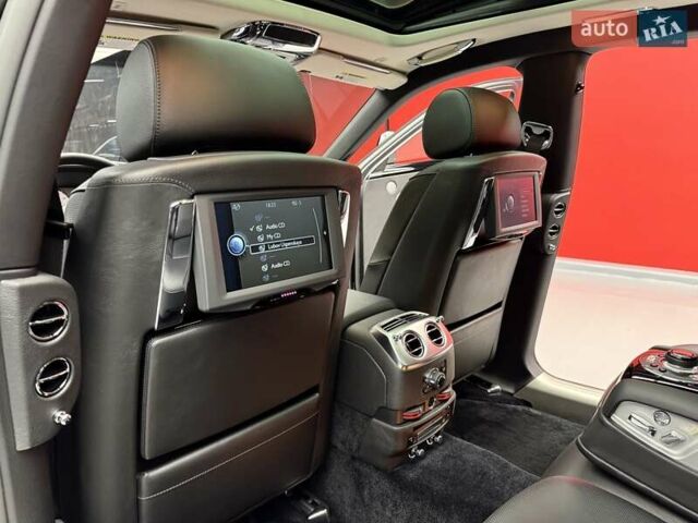 Черный Ролс Ройс Гост, объемом двигателя 6.6 л и пробегом 8 тыс. км за 159900 $, фото 42 на Automoto.ua