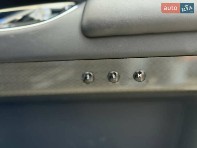 Черный Ролс Ройс Гост, объемом двигателя 6.59 л и пробегом 21 тыс. км за 320000 $, фото 71 на Automoto.ua