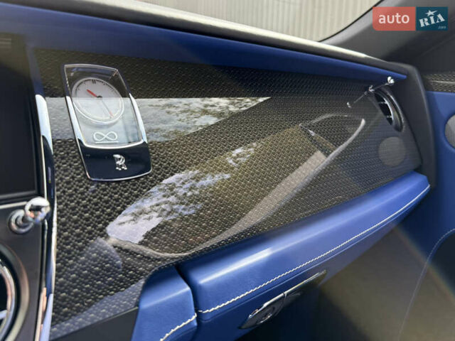 Черный Ролс Ройс Гост, объемом двигателя 6.59 л и пробегом 21 тыс. км за 320000 $, фото 119 на Automoto.ua