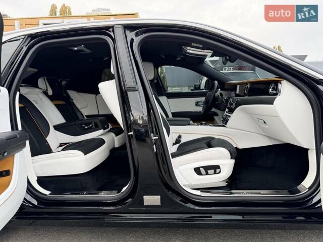 Черный Ролс Ройс Гост, объемом двигателя 6.75 л и пробегом 20 тыс. км за 429999 $, фото 47 на Automoto.ua