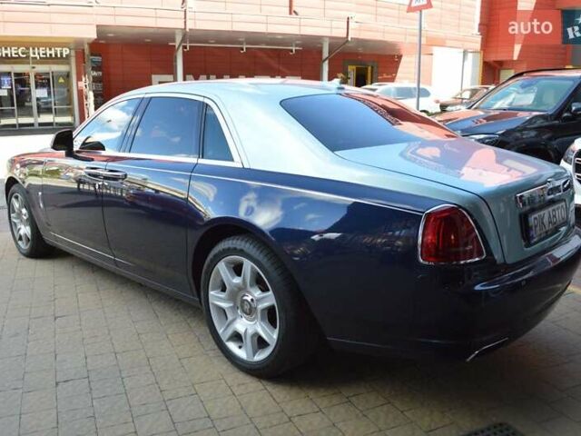 Синій Ролс Ройс Ghost, об'ємом двигуна 6.6 л та пробігом 147 тис. км за 117000 $, фото 8 на Automoto.ua