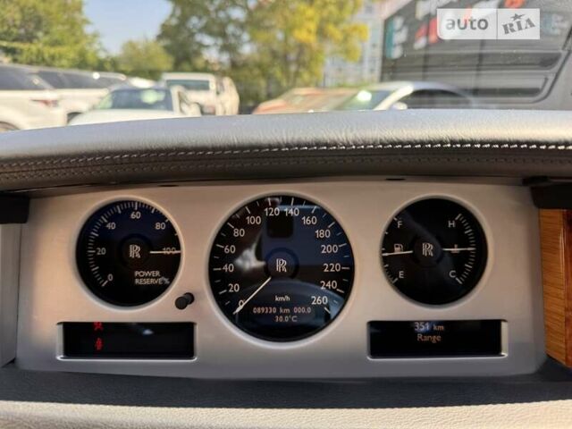 Черный Ролс Ройс Фантом, объемом двигателя 6.75 л и пробегом 89 тыс. км за 110000 $, фото 19 на Automoto.ua