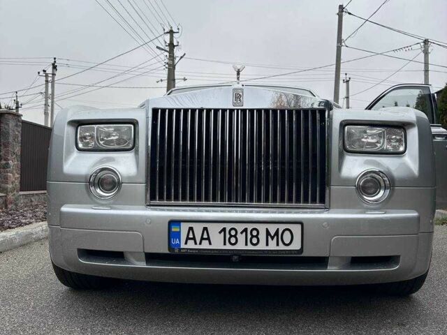 Серый Ролс Ройс Фантом, объемом двигателя 6.7 л и пробегом 53 тыс. км за 147000 $, фото 3 на Automoto.ua