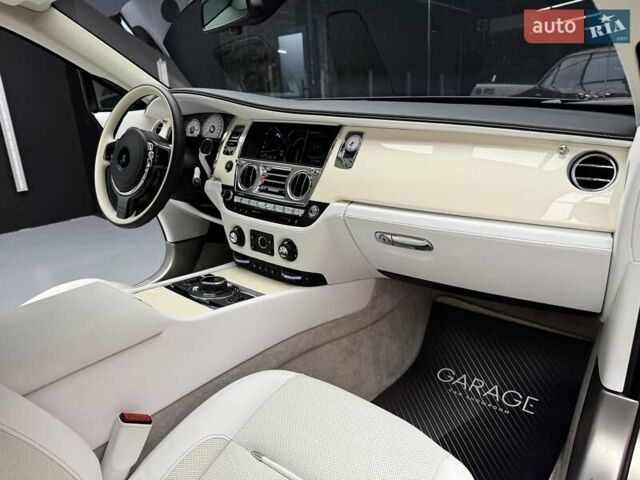 Черный Ролс Ройс Wraith, объемом двигателя 6.6 л и пробегом 19 тыс. км за 347000 $, фото 44 на Automoto.ua