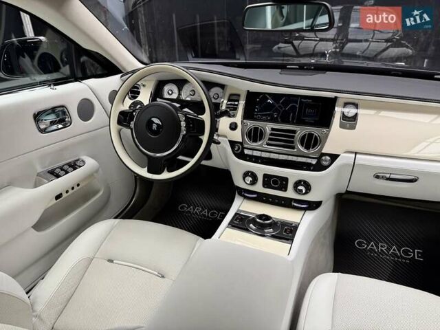 Черный Ролс Ройс Wraith, объемом двигателя 6.6 л и пробегом 19 тыс. км за 347000 $, фото 34 на Automoto.ua