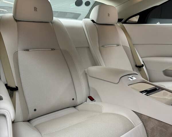 Черный Ролс Ройс Wraith, объемом двигателя 6.6 л и пробегом 19 тыс. км за 347000 $, фото 38 на Automoto.ua