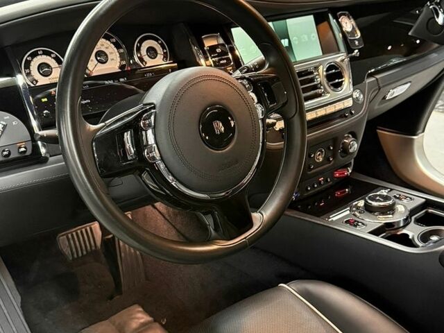 Серый Ролс Ройс Wraith, объемом двигателя 6.59 л и пробегом 79 тыс. км за 185000 $, фото 16 на Automoto.ua