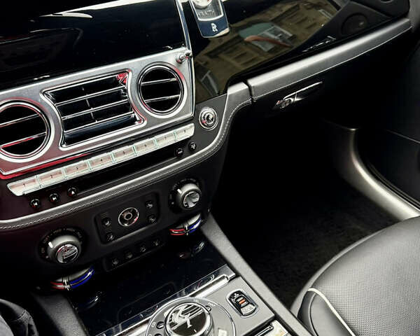 Серый Ролс Ройс Wraith, объемом двигателя 6.59 л и пробегом 72 тыс. км за 210000 $, фото 28 на Automoto.ua