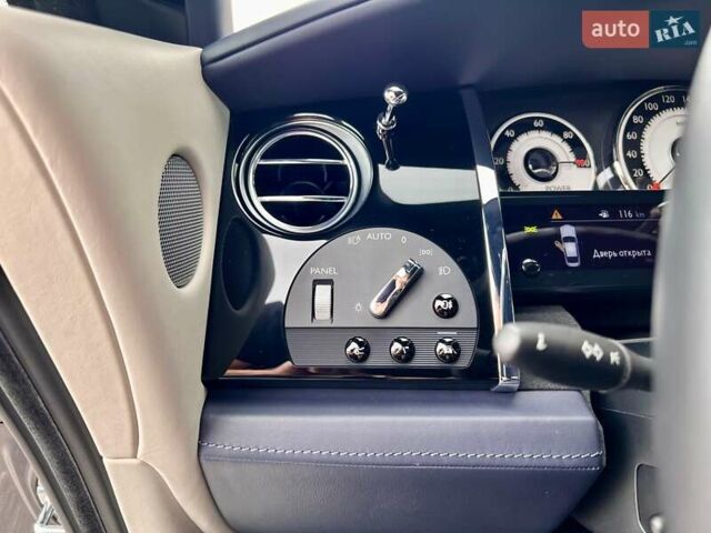 Синий Ролс Ройс Wraith, объемом двигателя 6.59 л и пробегом 25 тыс. км за 249999 $, фото 26 на Automoto.ua
