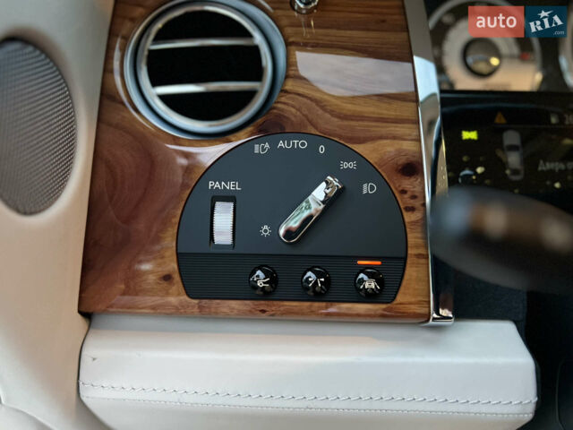 Синий Ролс Ройс Wraith, объемом двигателя 6.59 л и пробегом 50 тыс. км за 245000 $, фото 59 на Automoto.ua