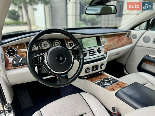Синий Ролс Ройс Wraith, объемом двигателя 6.59 л и пробегом 50 тыс. км за 280000 $, фото 33 на Automoto.ua