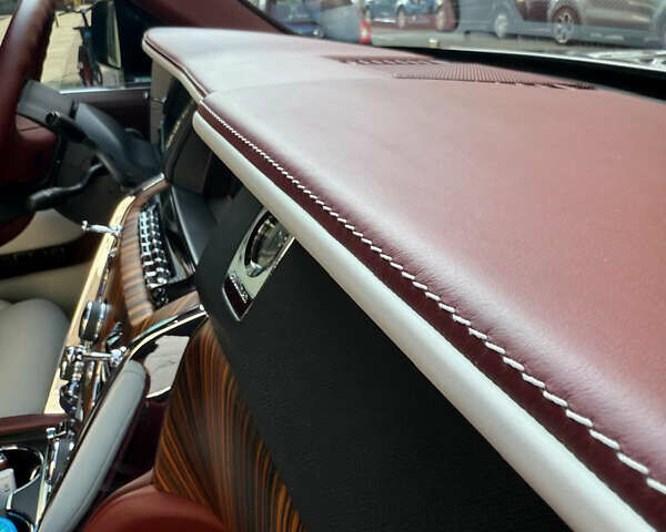 Чорний Ролс Ройс Cullinan, об'ємом двигуна 6.7 л та пробігом 28 тис. км за 414000 $, фото 13 на Automoto.ua