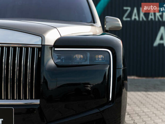 Черный Ролс Ройс Cullinan, объемом двигателя 0 л и пробегом 52 тыс. км за 440000 $, фото 9 на Automoto.ua