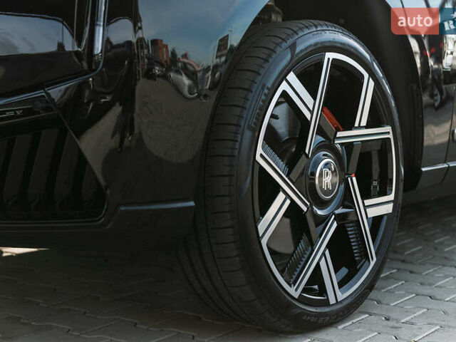 Черный Ролс Ройс Cullinan, объемом двигателя 0 л и пробегом 52 тыс. км за 440000 $, фото 23 на Automoto.ua