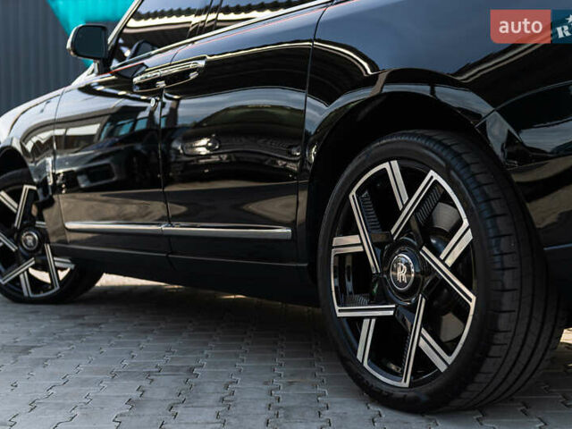 Черный Ролс Ройс Cullinan, объемом двигателя 0 л и пробегом 52 тыс. км за 440000 $, фото 11 на Automoto.ua