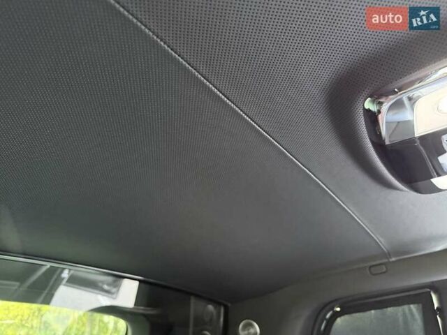 Черный Ролс Ройс Cullinan, объемом двигателя 6.75 л и пробегом 47 тыс. км за 419900 $, фото 79 на Automoto.ua