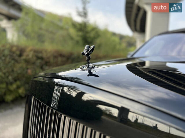 Черный Ролс Ройс Cullinan, объемом двигателя 6.75 л и пробегом 46 тыс. км за 450000 $, фото 31 на Automoto.ua