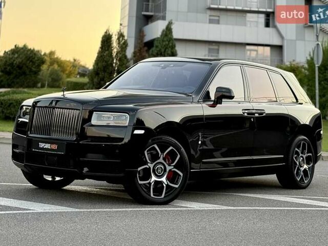 Черный Ролс Ройс Cullinan, объемом двигателя 6.75 л и пробегом 47 тыс. км за 419900 $, фото 4 на Automoto.ua