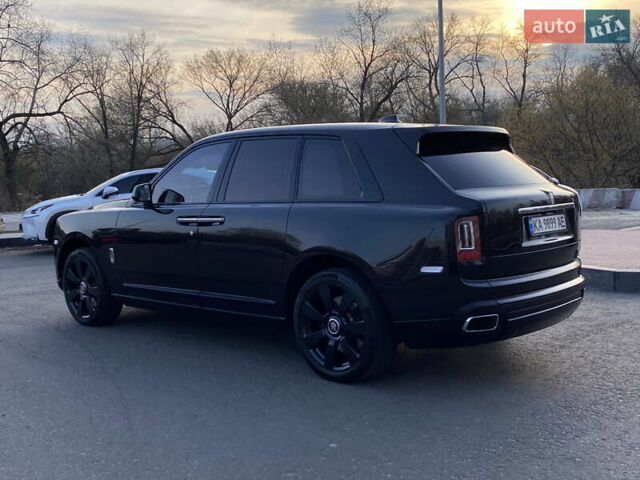 Черный Ролс Ройс Cullinan, объемом двигателя 6.75 л и пробегом 84 тыс. км за 337000 $, фото 3 на Automoto.ua
