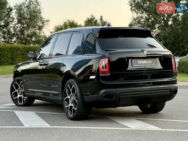 Черный Ролс Ройс Cullinan, объемом двигателя 6.75 л и пробегом 47 тыс. км за 419900 $, фото 14 на Automoto.ua