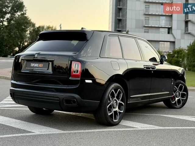 Черный Ролс Ройс Cullinan, объемом двигателя 6.75 л и пробегом 47 тыс. км за 419900 $, фото 21 на Automoto.ua
