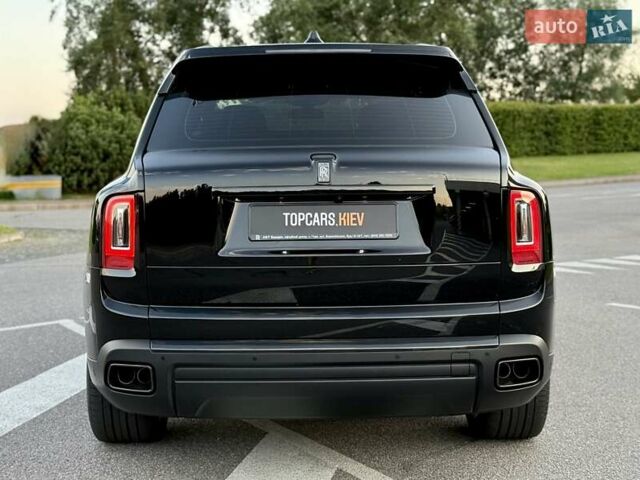 Черный Ролс Ройс Cullinan, объемом двигателя 6.75 л и пробегом 47 тыс. км за 419900 $, фото 16 на Automoto.ua