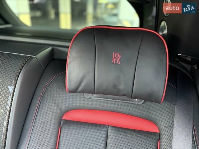 Черный Ролс Ройс Cullinan, объемом двигателя 6.75 л и пробегом 47 тыс. км за 419900 $, фото 94 на Automoto.ua