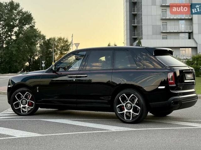 Черный Ролс Ройс Cullinan, объемом двигателя 6.75 л и пробегом 47 тыс. км за 419900 $, фото 11 на Automoto.ua