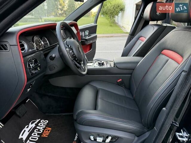 Черный Ролс Ройс Cullinan, объемом двигателя 6.75 л и пробегом 47 тыс. км за 419900 $, фото 99 на Automoto.ua