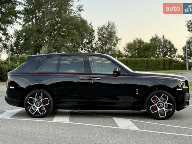 Черный Ролс Ройс Cullinan, объемом двигателя 6.75 л и пробегом 47 тыс. км за 419900 $, фото 26 на Automoto.ua