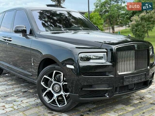 Черный Ролс Ройс Cullinan, объемом двигателя 6.7 л и пробегом 11 тыс. км за 520000 $, фото 48 на Automoto.ua