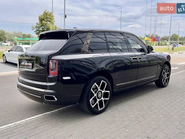 Чорний Ролс Ройс Cullinan, об'ємом двигуна 6.75 л та пробігом 18 тис. км за 399999 $, фото 9 на Automoto.ua