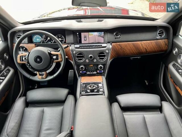 Чорний Ролс Ройс Cullinan, об'ємом двигуна 6.75 л та пробігом 18 тис. км за 399999 $, фото 44 на Automoto.ua