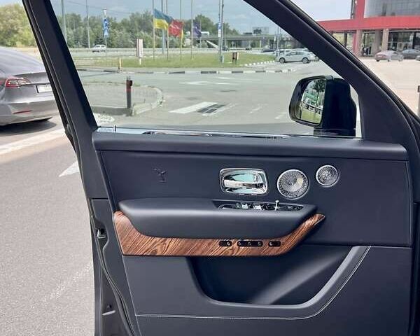 Ролс Ройс Cullinan, об'ємом двигуна 6.8 л та пробігом 18 тис. км за 399999 $, фото 22 на Automoto.ua