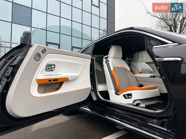 Черный Ролс Ройс Spectre, объемом двигателя 0 л и пробегом 1 тыс. км за 489900 $, фото 39 на Automoto.ua