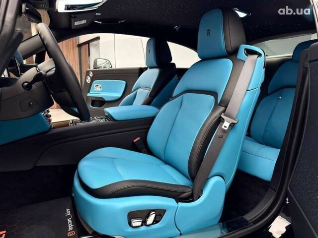 Ролс Ройс Spectre 2025 в Киеве на Automoto.ua Ролс Ройс Spectre, объемом двигателя 0 л и пробегом 1 тыс. км за 599990 $, фото 23 на Automoto.ua