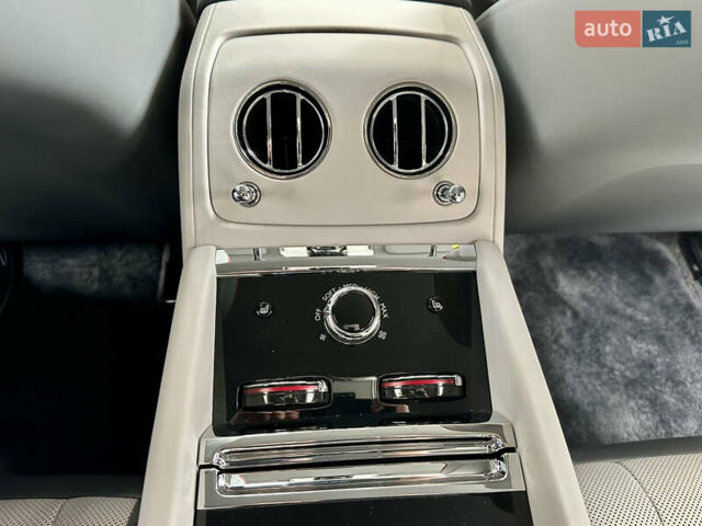 Серый Ролс Ройс Spectre, объемом двигателя 0 л и пробегом 1 тыс. км за 588000 $, фото 60 на Automoto.ua