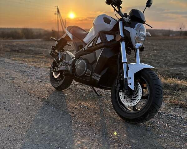 Ромет Pony, объемом двигателя 0 л и пробегом 300 тыс. км за 2034 $, фото 2 на Automoto.ua