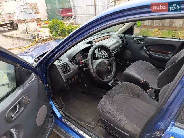 Синий Ровер 200, объемом двигателя 1.4 л и пробегом 235 тыс. км за 1300 $, фото 4 на Automoto.ua