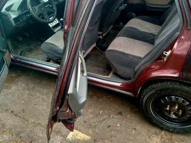 Ровер 213, объемом двигателя 1.3 л и пробегом 369 тыс. км за 1900 $, фото 4 на Automoto.ua