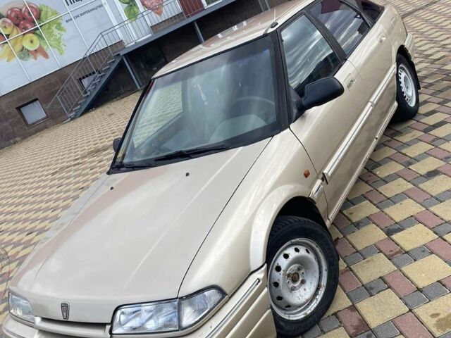 Серый Ровер 214, объемом двигателя 1.4 л и пробегом 300 тыс. км за 1632 $, фото 1 на Automoto.ua