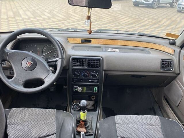 Серый Ровер 214, объемом двигателя 1.4 л и пробегом 300 тыс. км за 1632 $, фото 3 на Automoto.ua